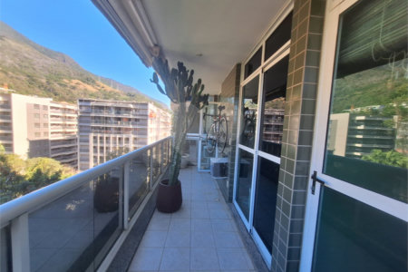 Apartamento à venda com 4 quartos, sendo 1 suíte,  em Tijuca, Rio de Janeiro, RJ