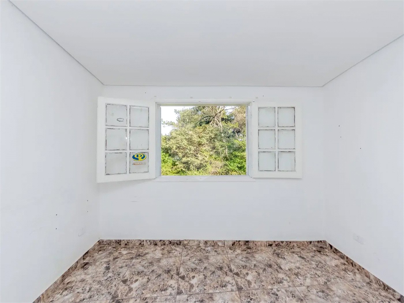 Casa à venda ou para alugar com 5 quartos, sendo 3 suítes, em Chácara Pavoeiro, Cotia, SP