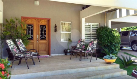 Casa à venda com 5 quartos, sendo 4 suítes,  no condomínio Reserva dos Vinhedos, Louveira - SP