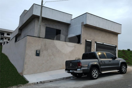 Casa à venda com 3 quartos, sendo 1 suíte, em Portal Giardino, Itatiba, SP