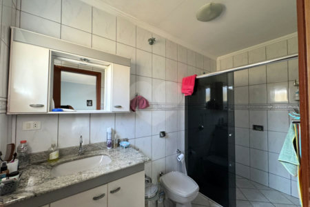Casa à venda com 4 quartos, sendo 1 suíte, em Vila Henrique, Salto, SP