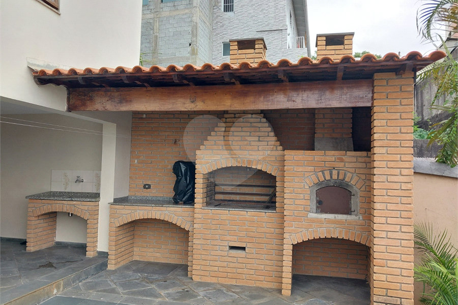 Casa à venda com 3 suítes em Vila Pereira Barreto, São Paulo, SP