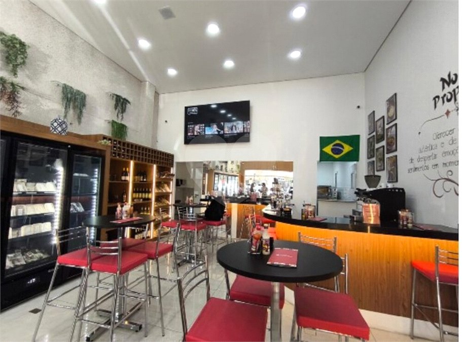 Salão à venda em Pinheiros, São Paulo, SP