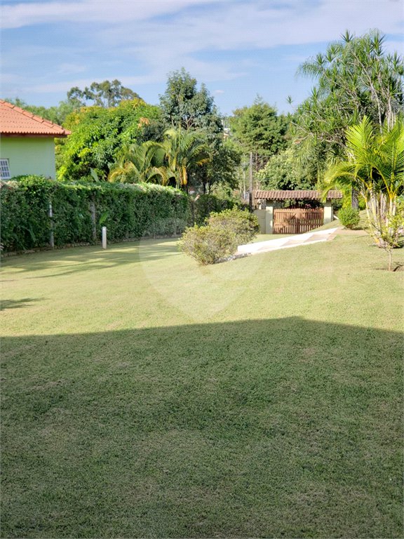 Casa à venda com 4 quartos, sendo 2 suítes,  no condomínio Acmti - Colinas do Mosteiro, Terras de Itaici e Recanto dos Pássaros, Indaiatuba - SP