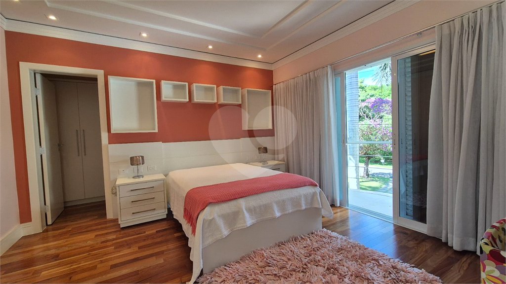 Casa à venda com 5 suítes no condomínio Lago Azul 1, Araçoiaba da Serra - SP