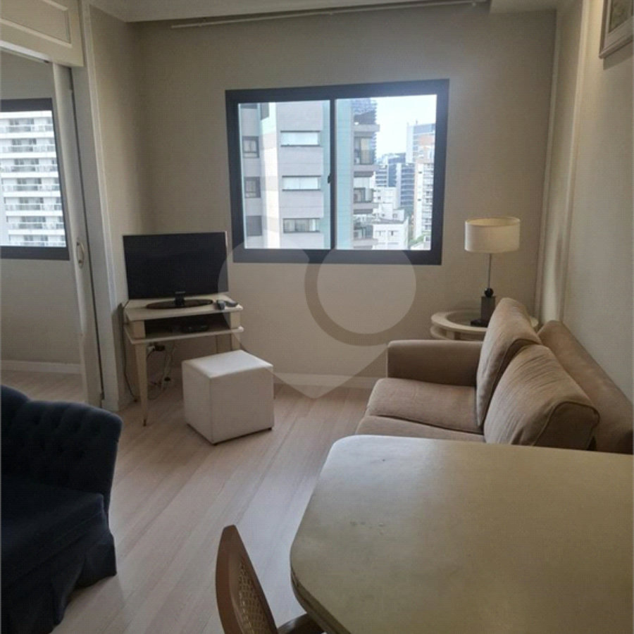 Flat para alugar com 1 suíte em Vila Olímpia, São Paulo, SP