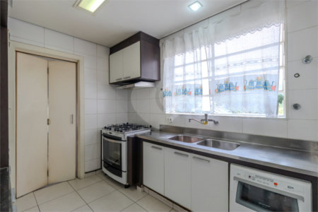 Apartamento à venda com 3 quartos, sendo 1 suíte,  em Granja Julieta, São Paulo, SP