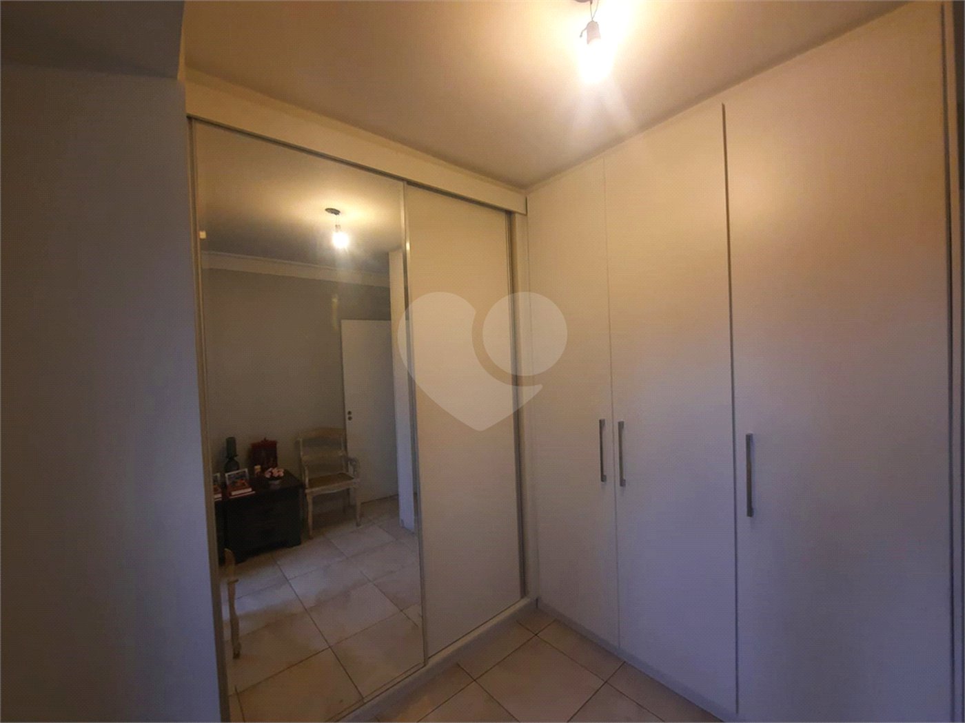 Apartamento à venda com 3 quartos, sendo 1 suíte, em Brooklin, São Paulo, SP