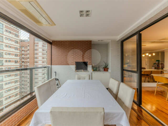 Apartamento à venda com 3 suítes em Chácara Santo Antônio, São Paulo, SP