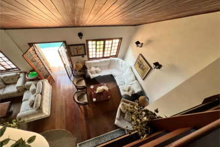 Casa à venda com 4 quartos, sendo 3 suítes, em Chácara Monte Alegre, São Paulo, SP