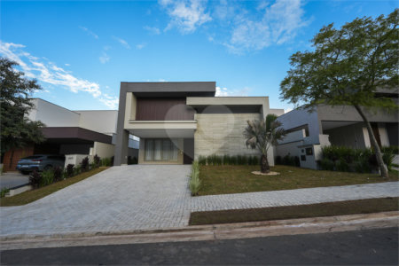 Casa à venda com 4 suítes no condomínio Alphaville Nova Esplanada 4, Votorantim - SP