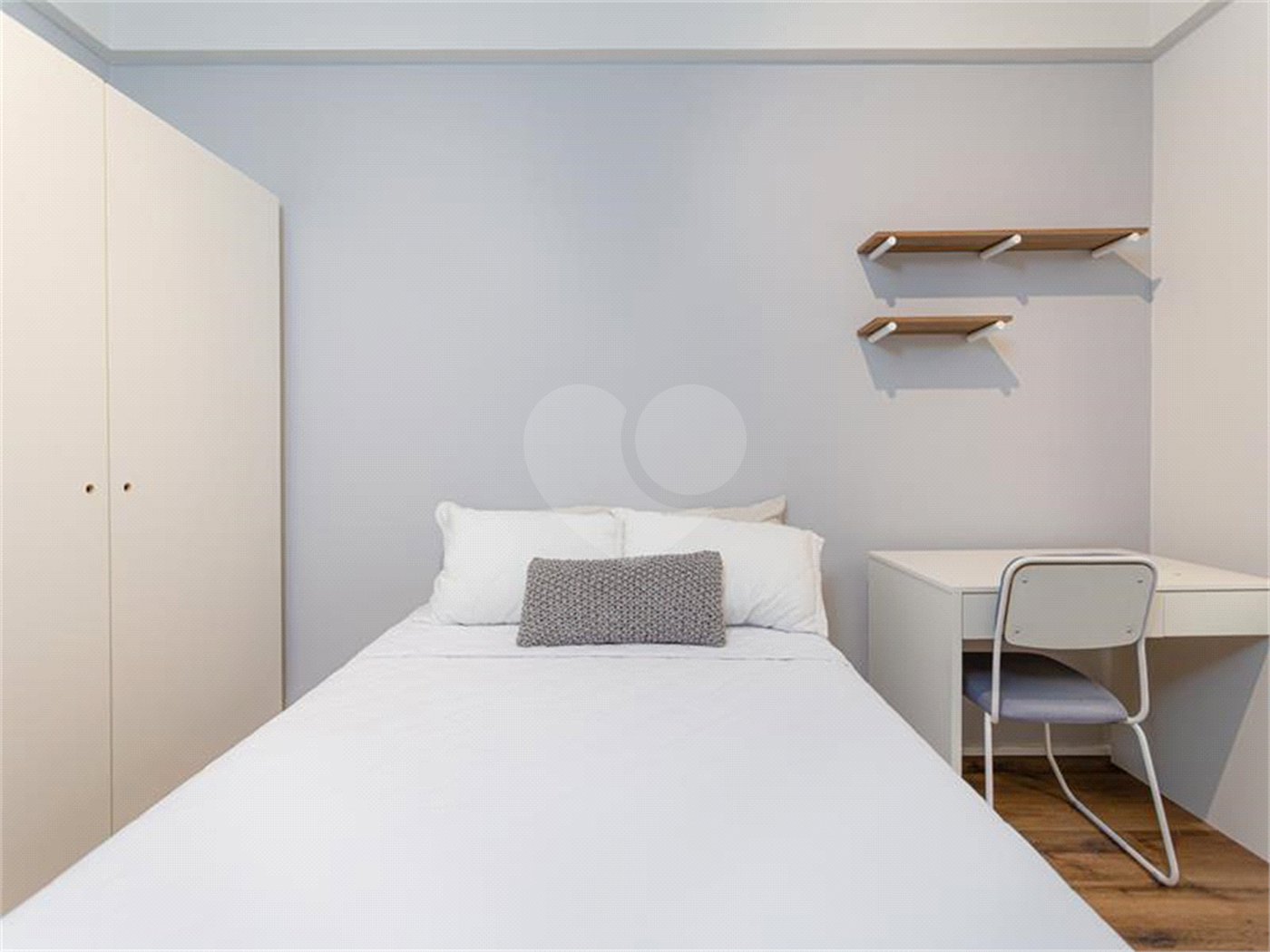 Apartamento à venda com 4 quartos, sendo 1 suíte, em Pinheiros, São Paulo, SP