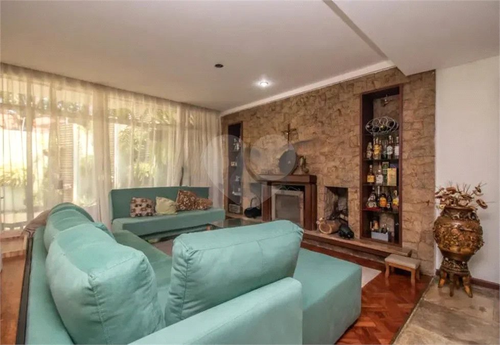 Casa de Vila à venda com 5 quartos, sendo 3 suítes, em Jardim Marajoara, São Paulo, SP
