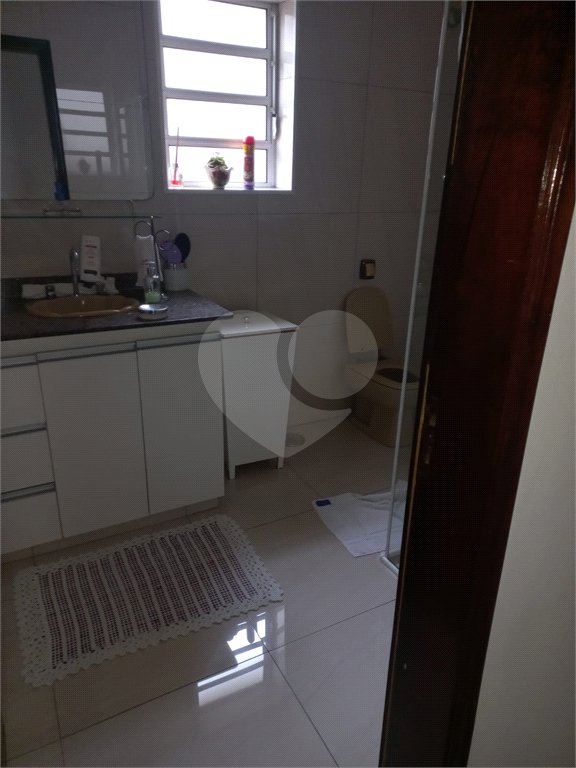 Sobrado à venda com 3 quartos em Jardim Marisa, São Paulo, SP