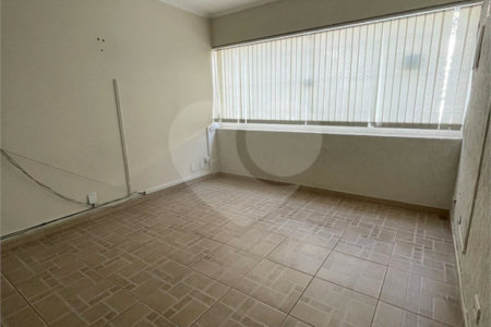 Sobrado à venda com 3 quartos, sendo 1 suíte, em Vila Mazzei, São Paulo, SP