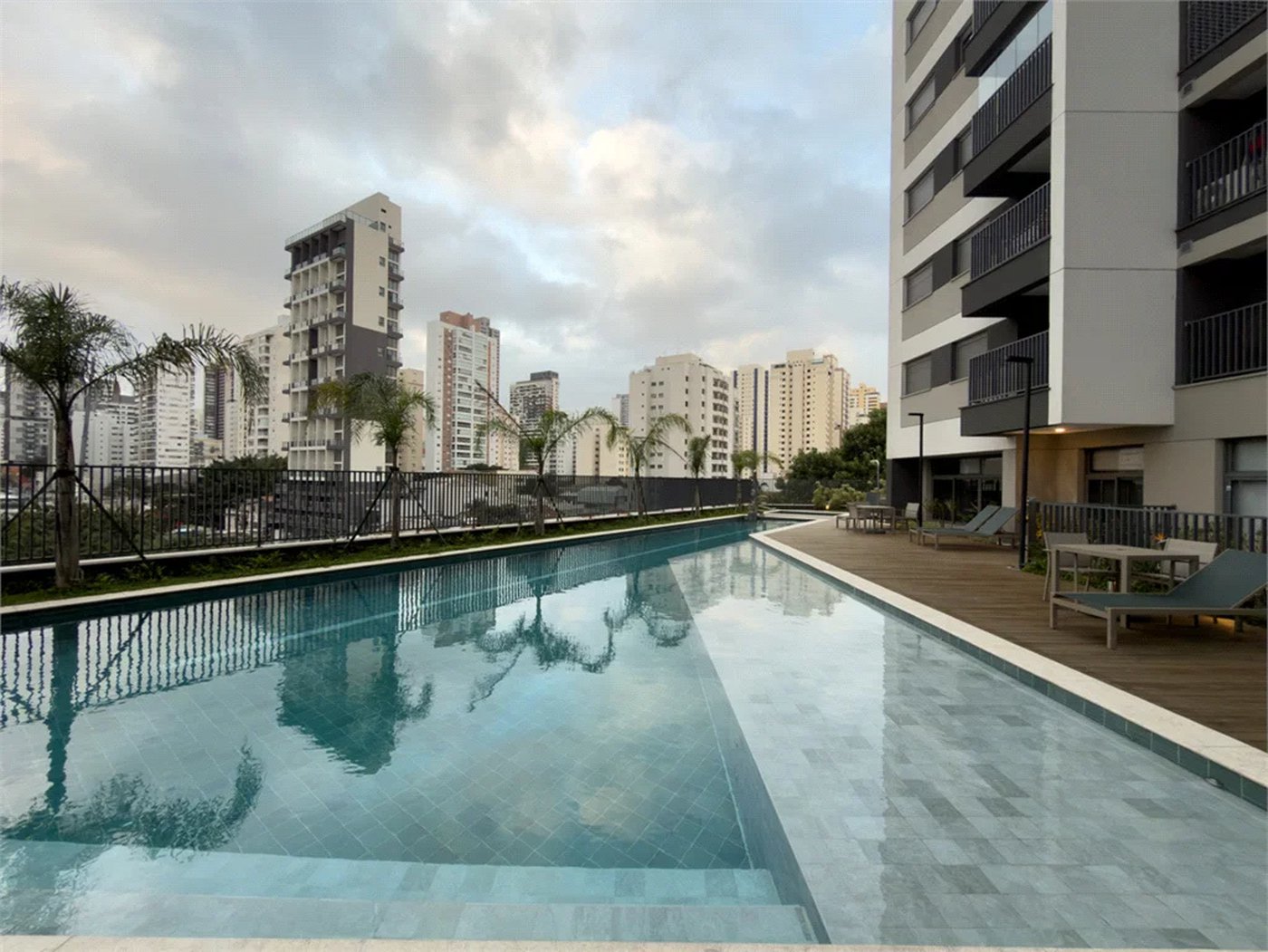 Apartamento à venda ou para alugar com 1 quarto em Vila Pompéia, São Paulo, SP