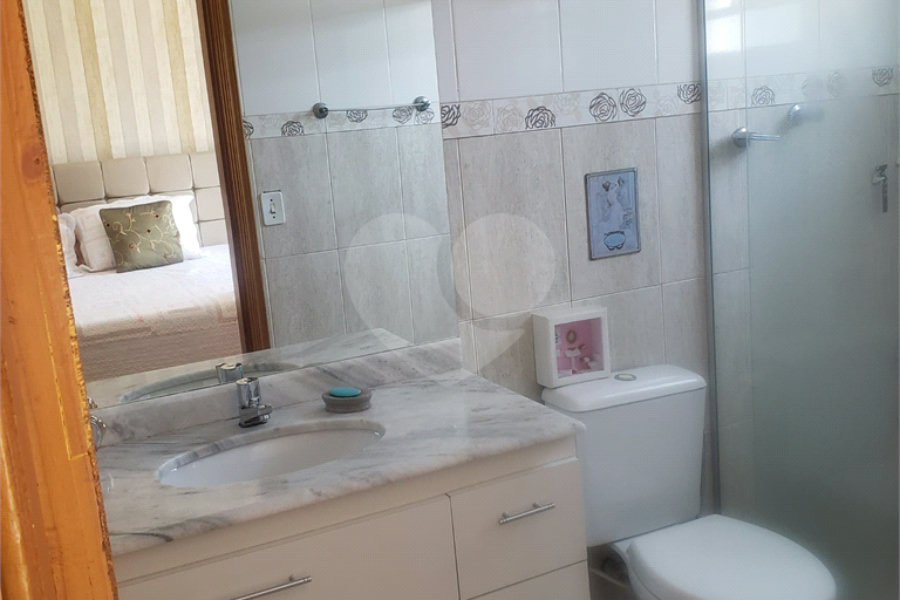 Sobrado à venda com 3 quartos, sendo 1 suíte, em Tremembé, São Paulo, SP