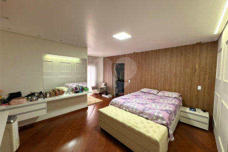Sobrado à venda com 3 suítes em Vila Milton, Guarulhos, SP