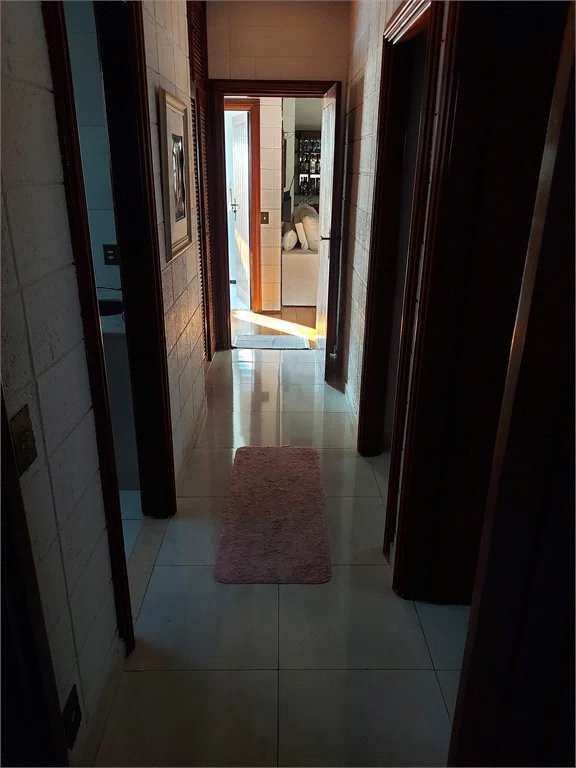 Casa à venda com 3 quartos, sendo 1 suíte,  em Jardim Leonor, São Paulo, SP