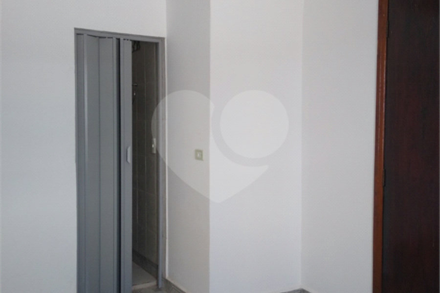 Prédio à venda com 4 quartos em Vila Guilherme, São Paulo, SP
