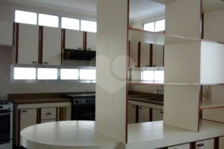 Sobrado à venda com 3 suítes em Vila Gustavo, São Paulo, SP