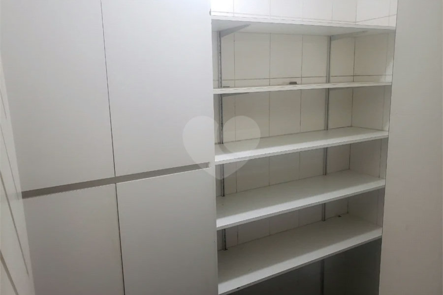 Sobrado à venda com 4 quartos, sendo 2 suítes,  em Tremembé, São Paulo, SP