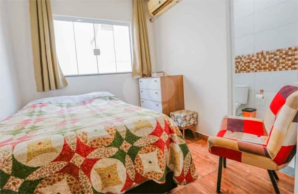 Casa de Vila à venda com 2 suítes em Jardim Simus, Sorocaba, SP