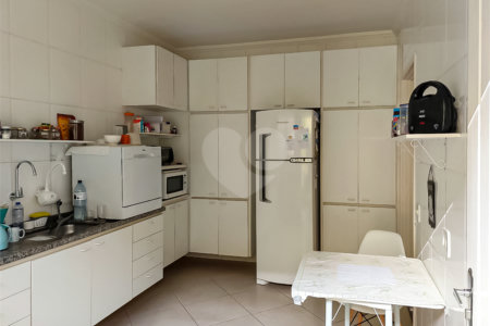 Sobrado à venda com 3 quartos, sendo 1 suíte, em Brooklin, São Paulo, SP