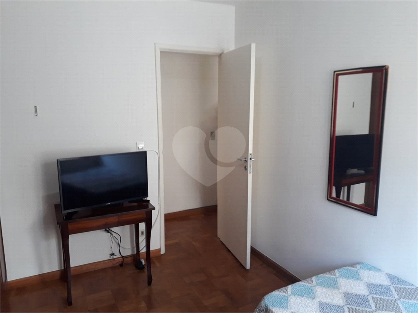 Sobrado à venda com 3 quartos, sendo 1 suíte, em Vila São Francisco (zona Sul), São Paulo, SP