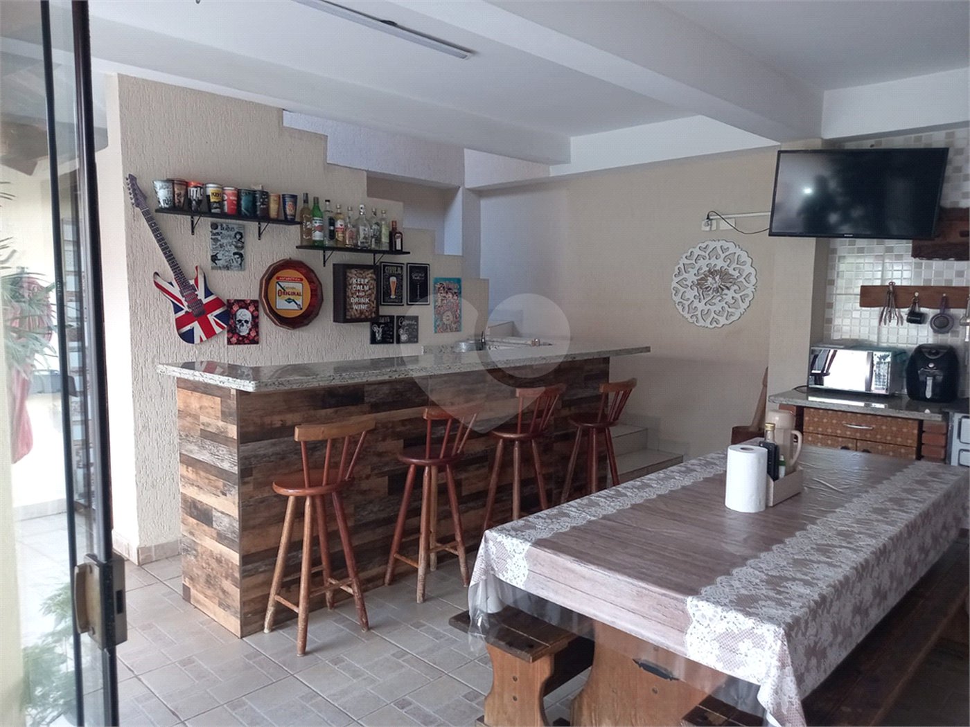 Casa à venda com 3 quartos, sendo 1 suíte,  em Parada Inglesa, São Paulo, SP