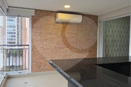 Apartamento à venda com 3 suítes em Anhangabaú, Jundiaí, SP