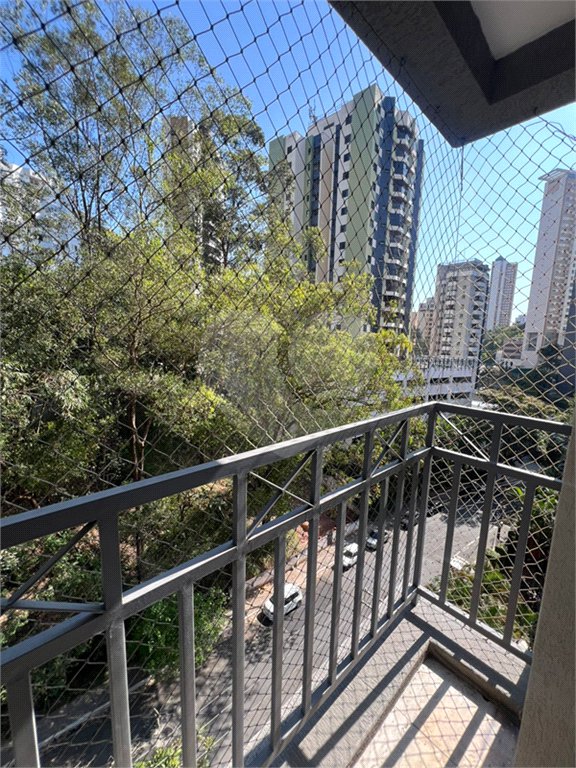 Apartamento à venda com 4 quartos, sendo 2 suítes,  em Vila Andrade, São Paulo, SP