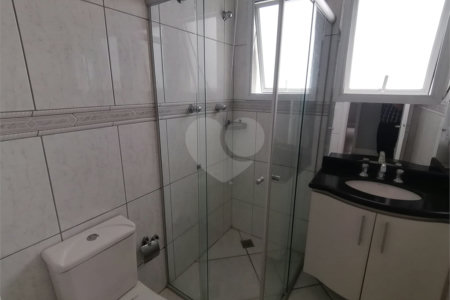 Casa para alugar com 3 quartos, sendo 1 suíte, no condomínio Recanto dos Paturis, Vinhedo - SP