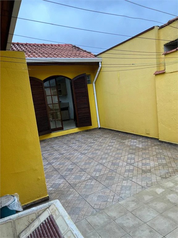 Sobrado à venda com 5 quartos, sendo 2 suítes, em Vila Universitária, São Paulo, SP