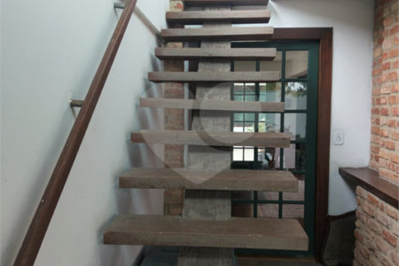 Casa em condomínio à venda com 3 quartos, sendo 2 suítes, em Portinho, Cabo Frio, RJ