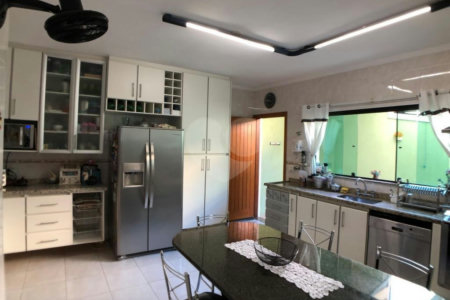 Sobrado à venda com 3 suítes em Água Fria, São Paulo, SP