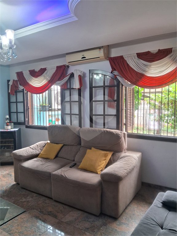 Casa à venda com 3 suítes, em Campo Grande, Rio de Janeiro, RJ