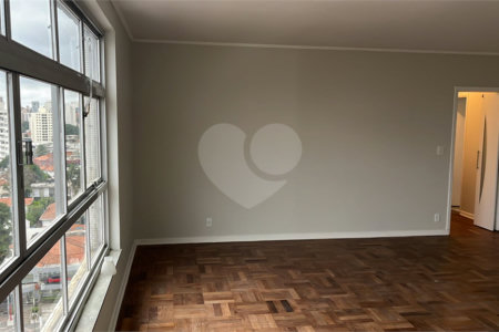 Apartamento à venda com 3 quartos, sendo 1 suíte, em Lapa, São Paulo, SP