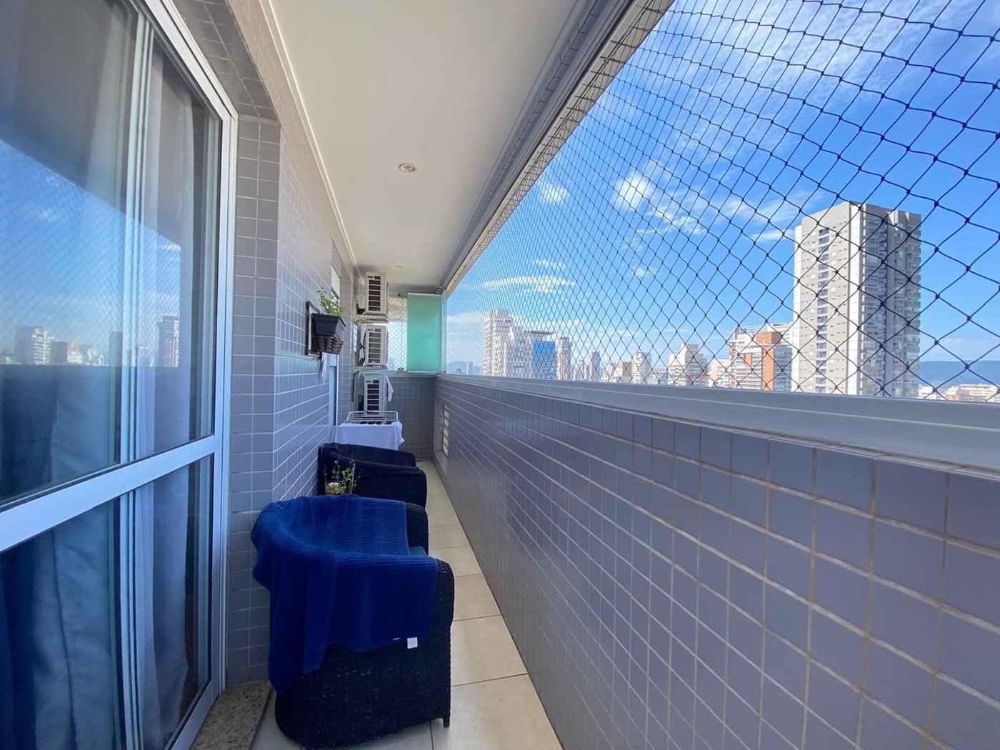 Apartamento com 2 dormitórios à venda, 89 m² por R$ 1.010.000,00 - Gonzaga - Santos/SP