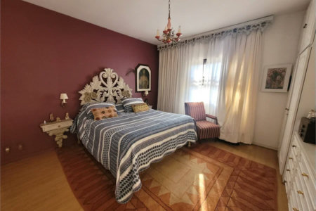 Sobrado à venda com 3 quartos, sendo 1 suíte, em Vila Hamburguesa, São Paulo, SP