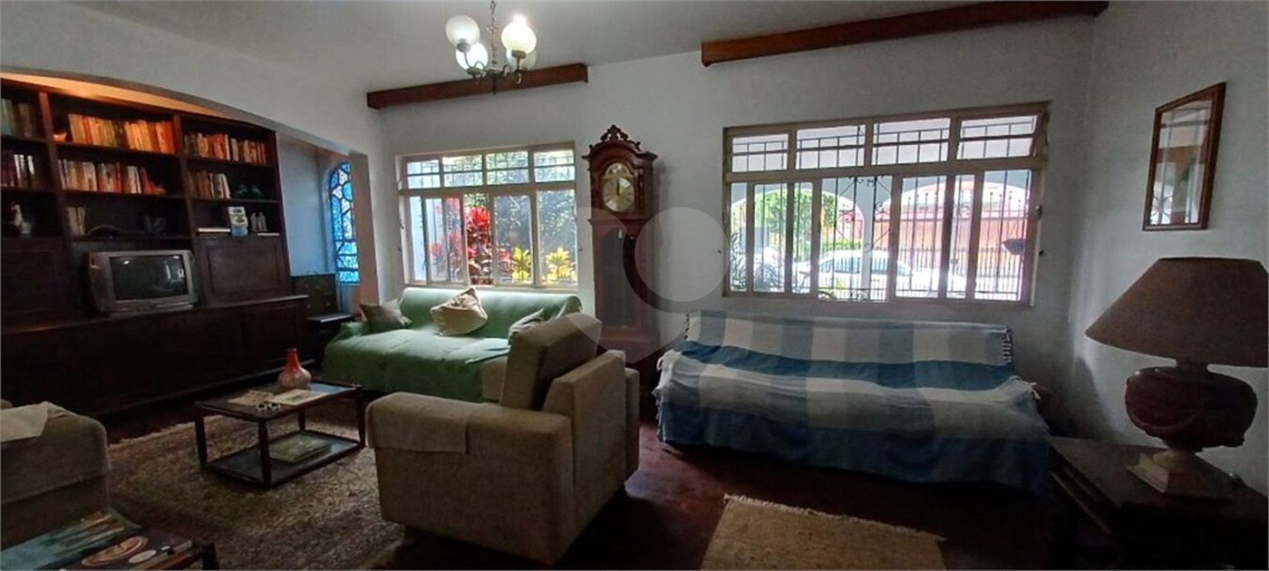Sobrado à venda com 3 quartos, sendo 1 suíte, em Jardim Novo Mundo, São Paulo, SP