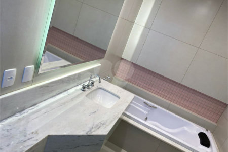 Casa à venda com 4 suítes no condomínio Primavera, Salto - SP