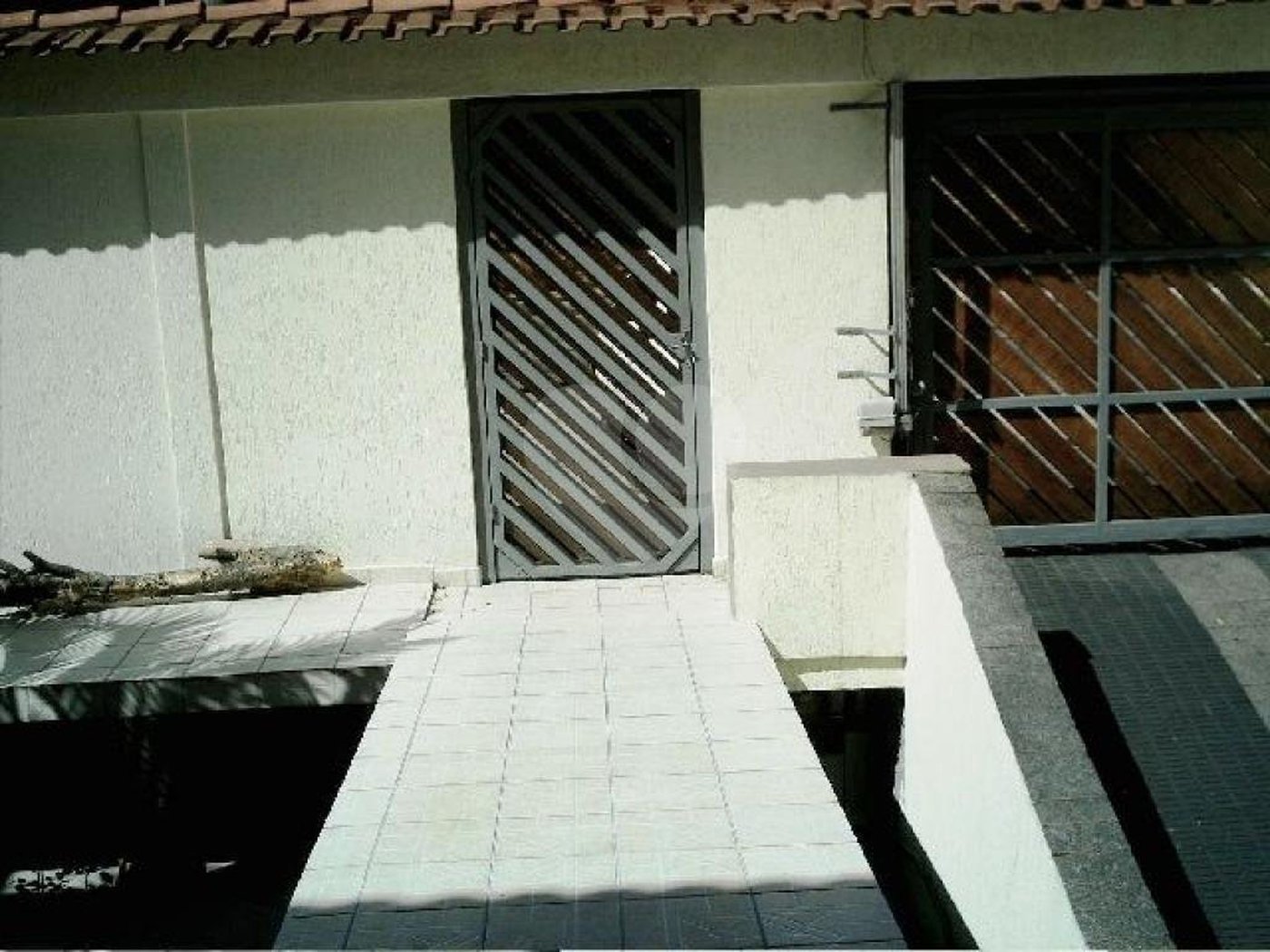 Sobrado à venda com 4 quartos, sendo 3 suítes, em Horto, São Paulo, SP