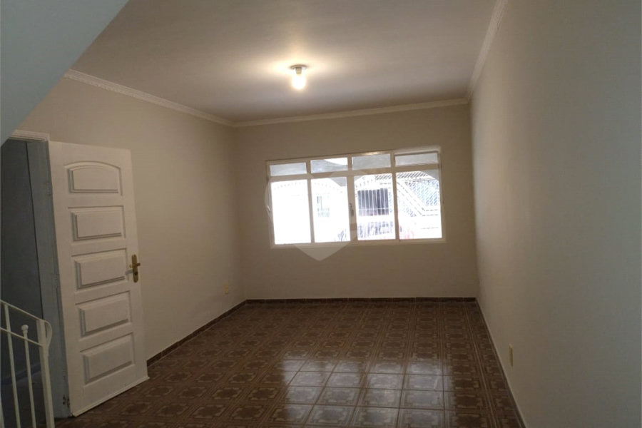 Sobrado à venda com 3 quartos, sendo 1 suíte, no Brasilândia, São Paulo, SP