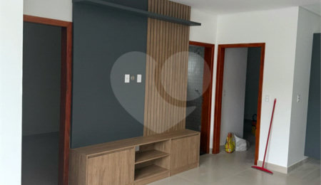 Casa à venda com 3 quartos, sendo 1 suíte,  em Jardim das Bandeiras, Mogi das Cruzes, SP