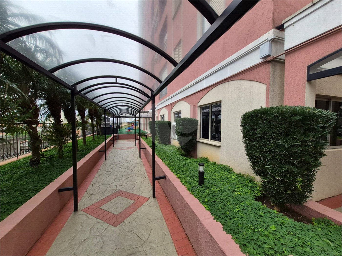 Apartamento à venda com 2 quartos em Vila Isa, São Paulo, SP