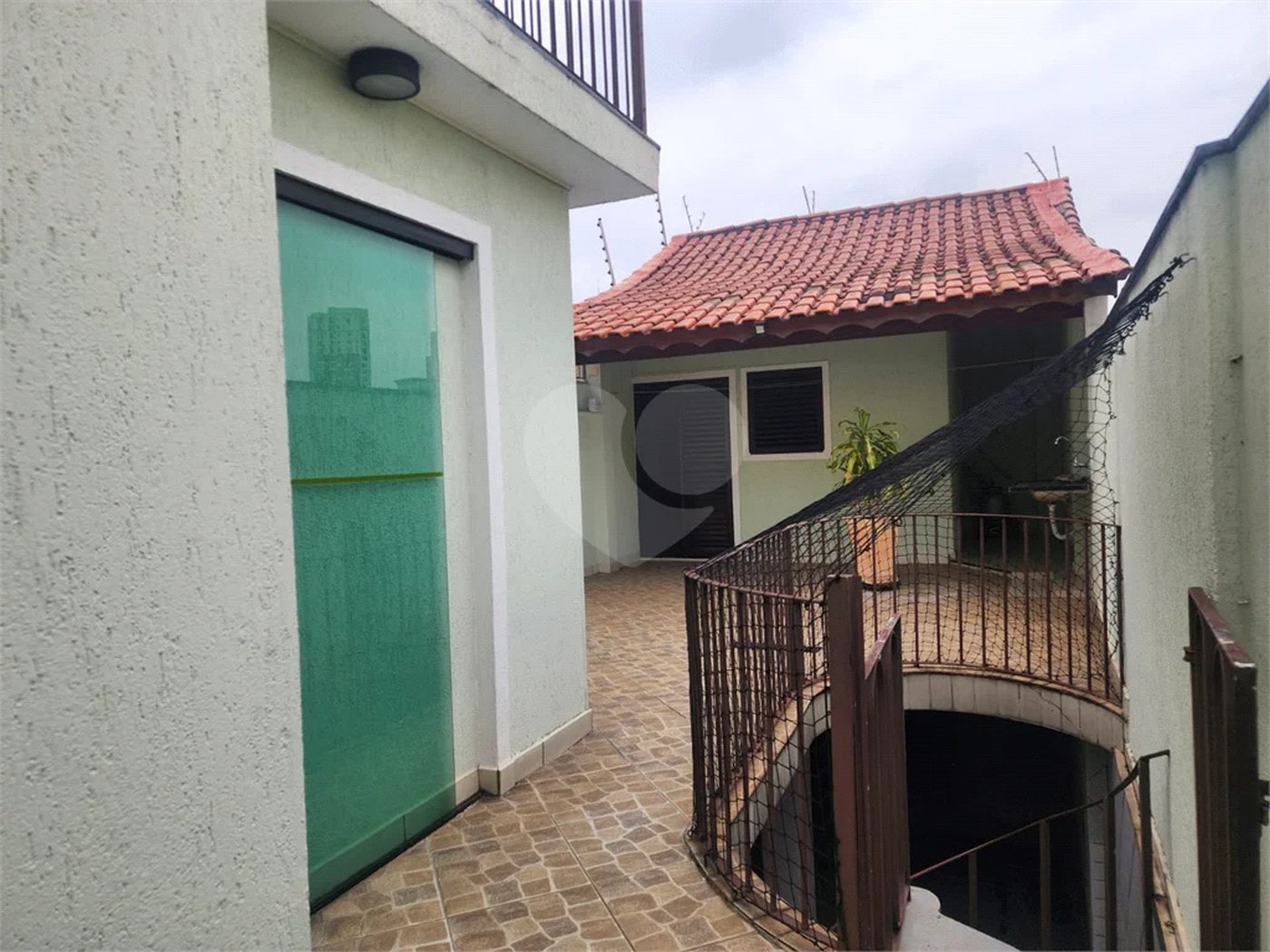 Sobrado à venda com 3 quartos, sendo 1 suíte, em Vila Paulicéia, São Paulo, SP