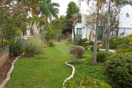 Casa à venda com 4 quartos, sendo 2 suítes,  no condomínio Vivenda do Lago, Sorocaba - SP
