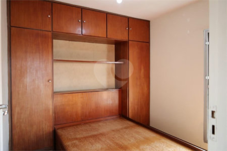 Apartamento à venda com 3 quartos, sendo 1 suíte, em Jardim da Campina, São Paulo, SP