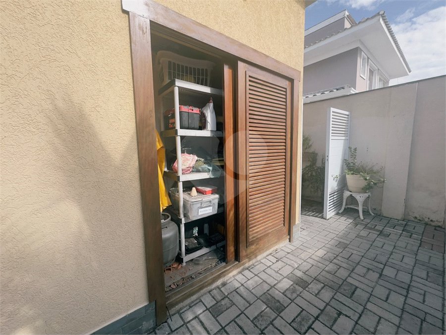Casa em condomínio à venda com 4 quartos, sendo 2 suítes,  em Caravelas, Armação dos Búzios, RJ
